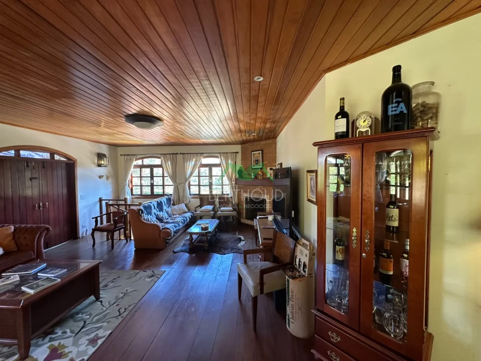 Imagens do imóveis Casa À Venda Vale Da Mantiqueira Campos Do Jordão