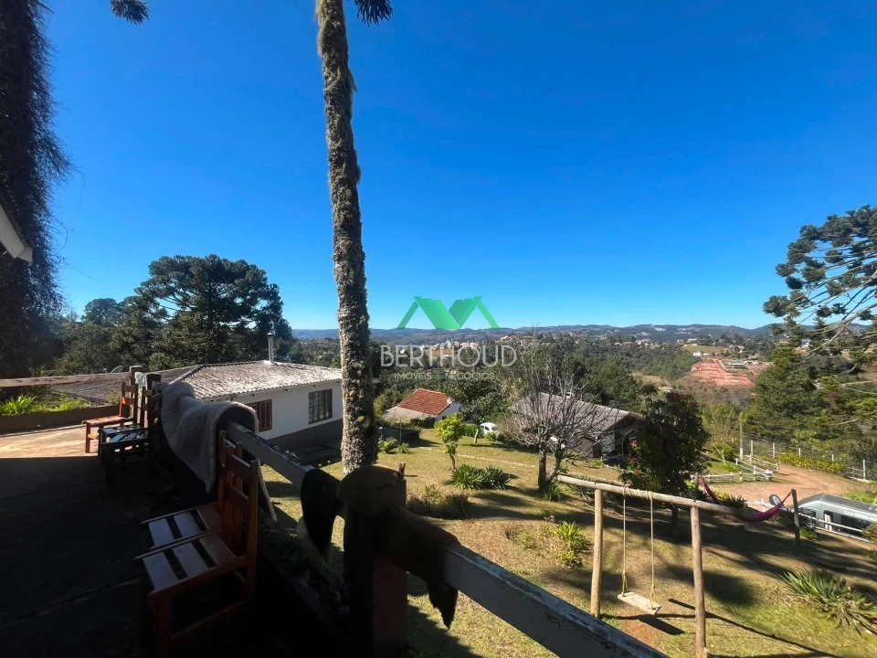 Imagens do imóveis casas com vista ampla para a cidade