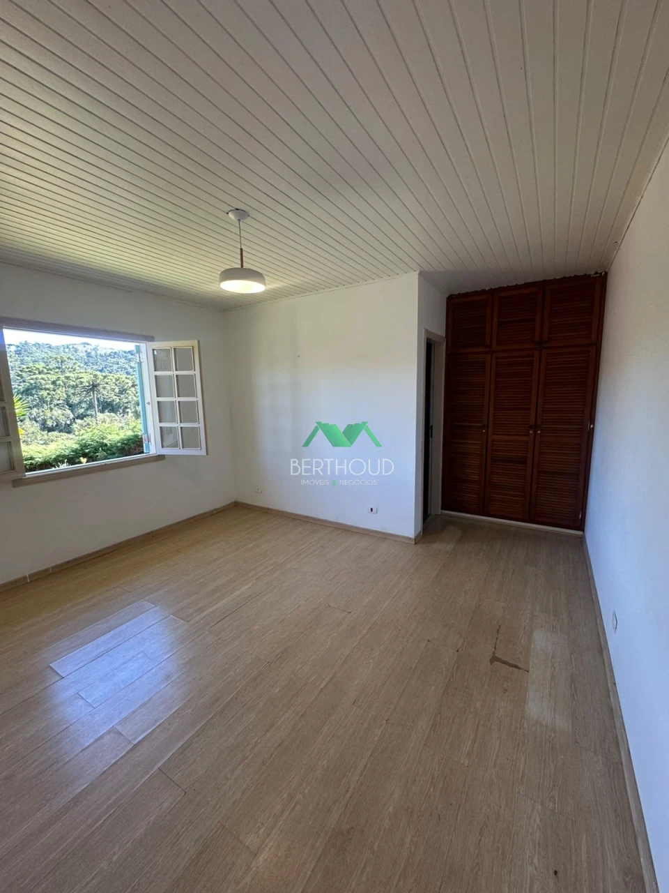 Imagens do imóveis Casa À Venda Vale Da Matiqueira Campos Do Jordão