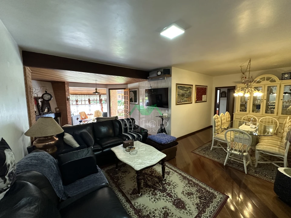 Imagens do imóveis APARTAMENTO A VENDA NO CORAÇÃO DO CAPIVARI EM CAMPOS DO JORDÃO  – OPORTUNIDADE IMPERDÍVEL!