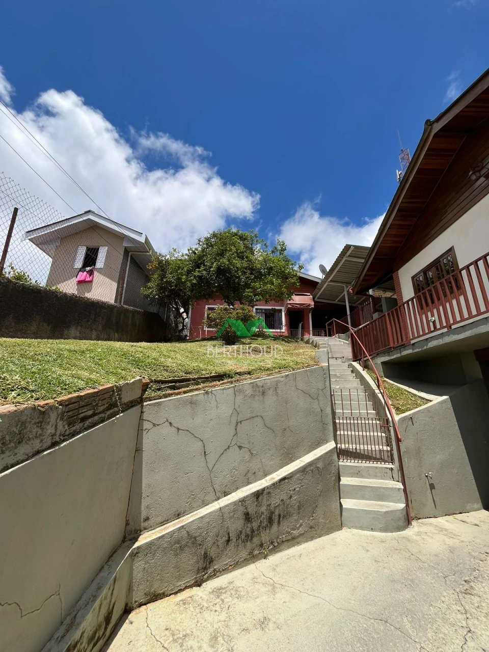 Imagens do imóveis Belíssima Casa À Venda Em Campos Do Jordão