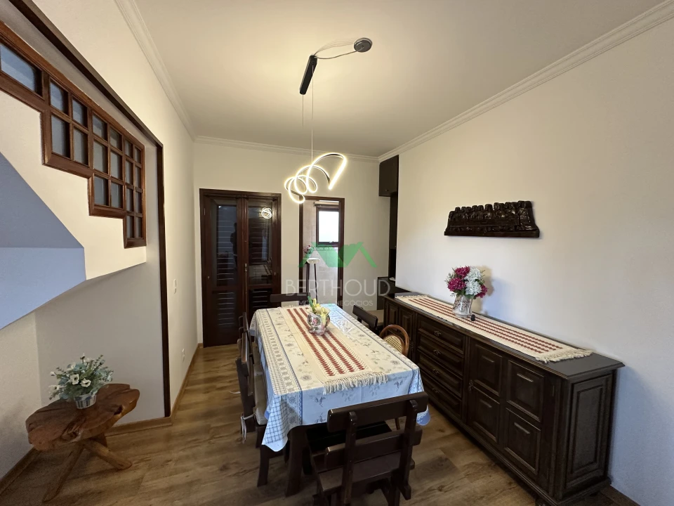 Imagens do imóveis Duplex a venda em campos do jordao