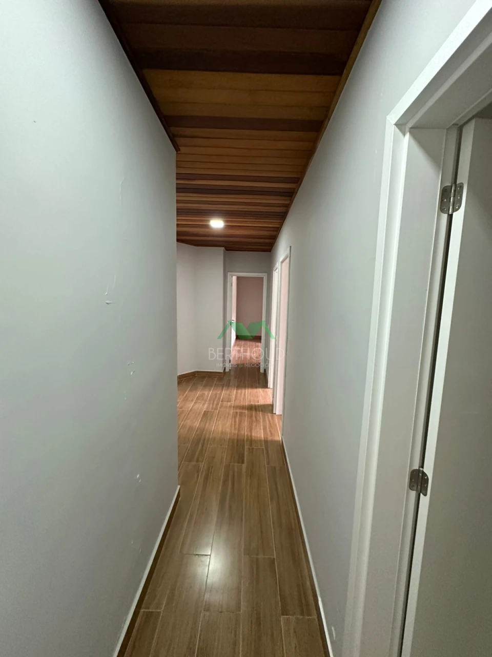 Imagens do imóveis LANÇAMENTO NO CENTRO DO JAGUARIBE – OPORTUNIDADE EXCLUSIVA EM CAMPOS DO JORDÃO!