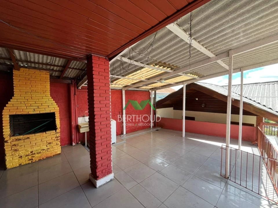 Imagens do imóveis Belíssima Casa À Venda Em Campos Do Jordão