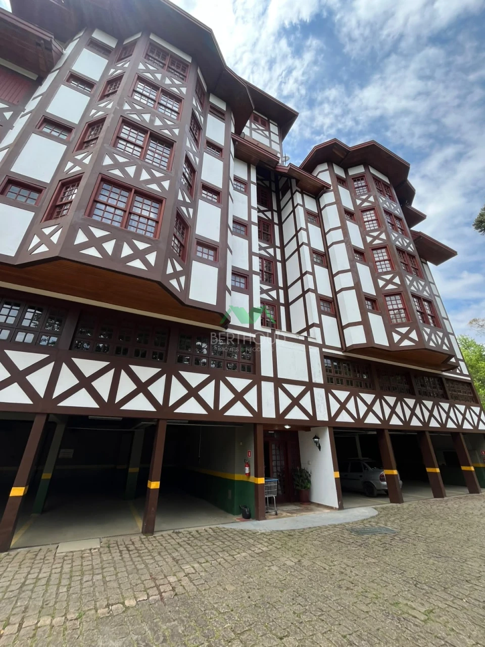 Imagens do imóveis condominio vila alpestre