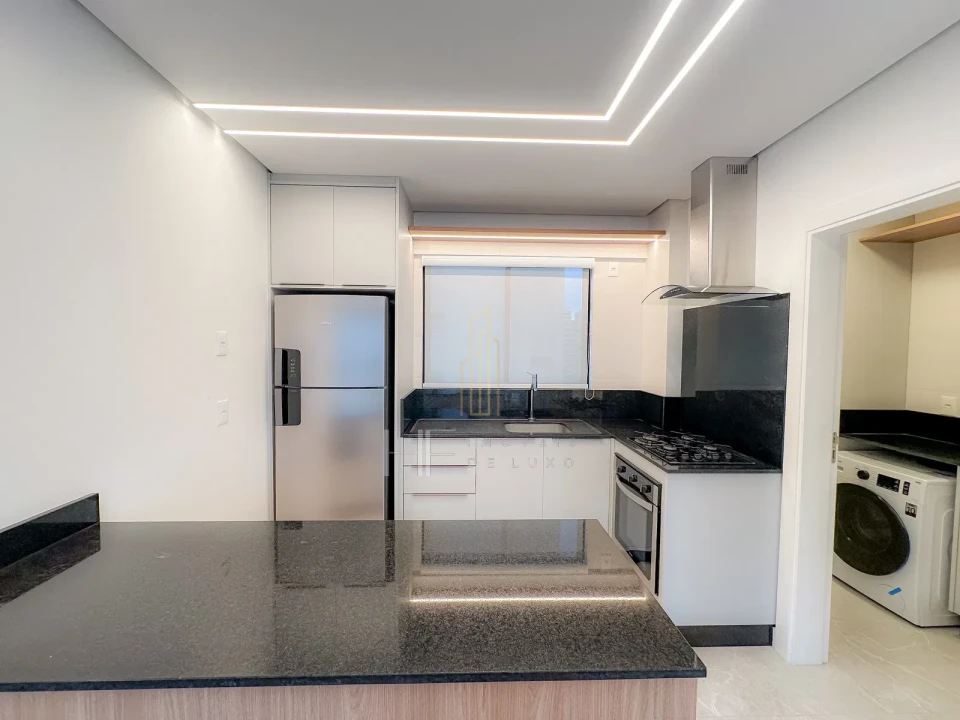 Imagens do imóveis Apartamento Pronto Meia Praia