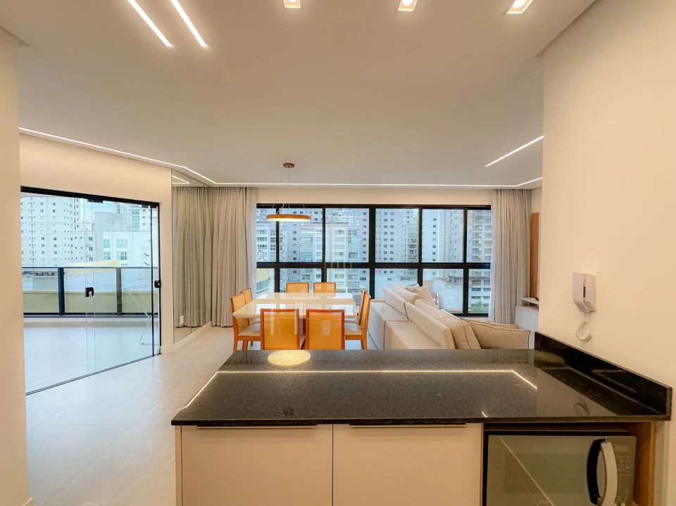 Imagens do imóveis Apartamento Pronto Meia Praia