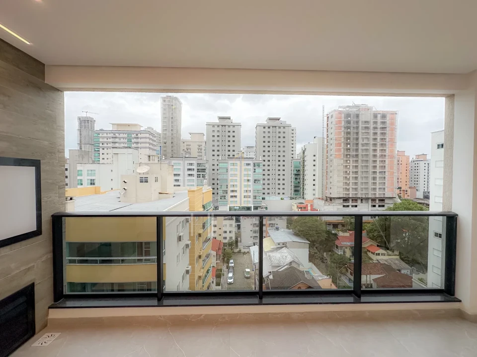 Imagens do imóveis Apartamento Pronto Meia Praia
