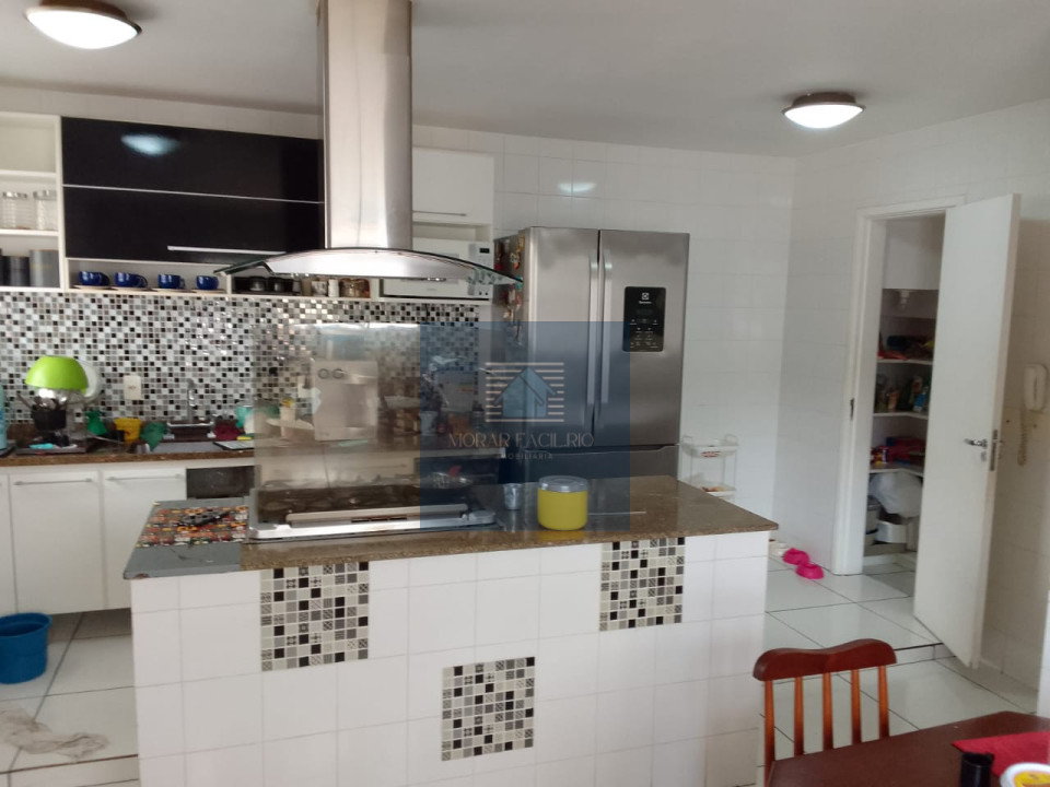 Imagens do imóveis Casa em Condomínio com 3 Quartos sendo 2 Suítes