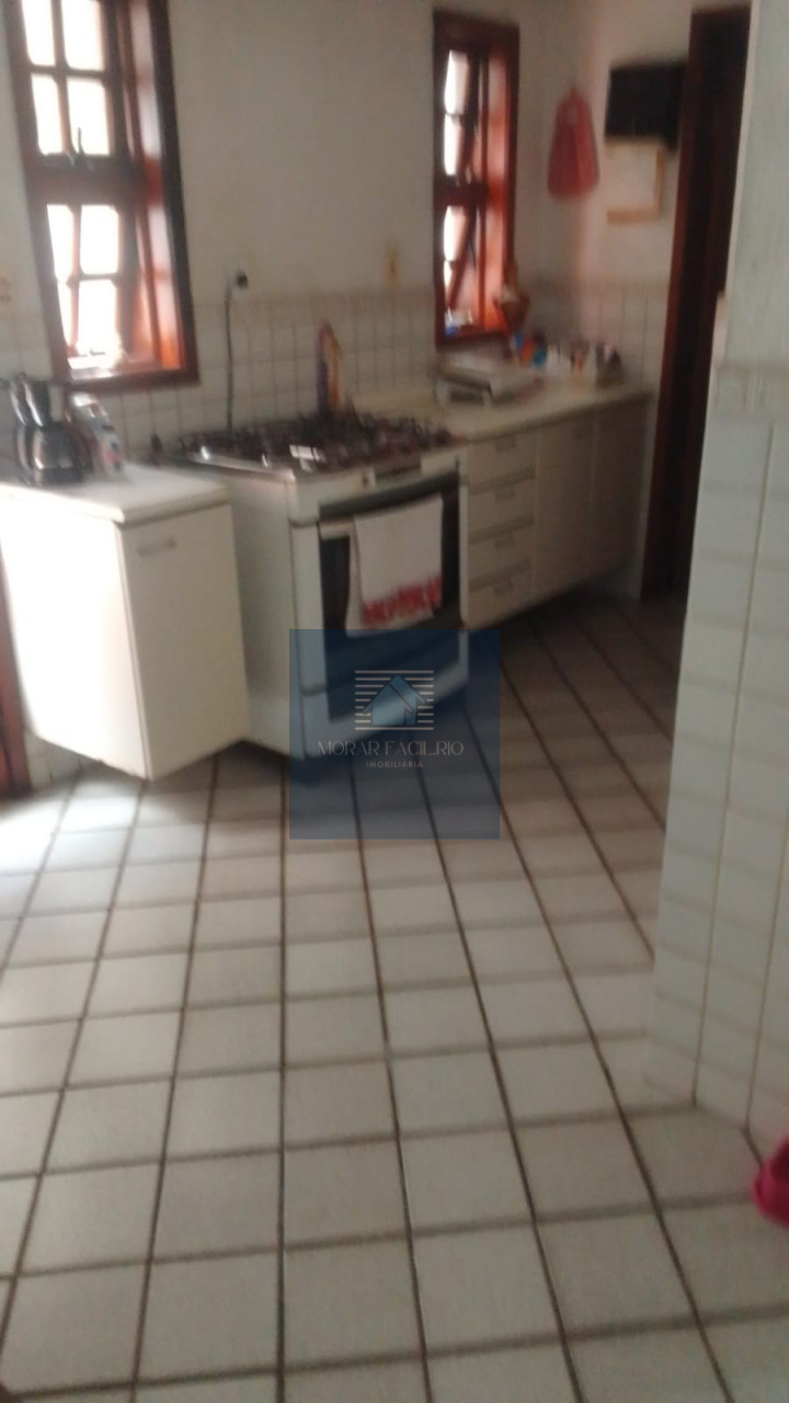 Imagens do imóveis Casa com 4 Suítes com Closets