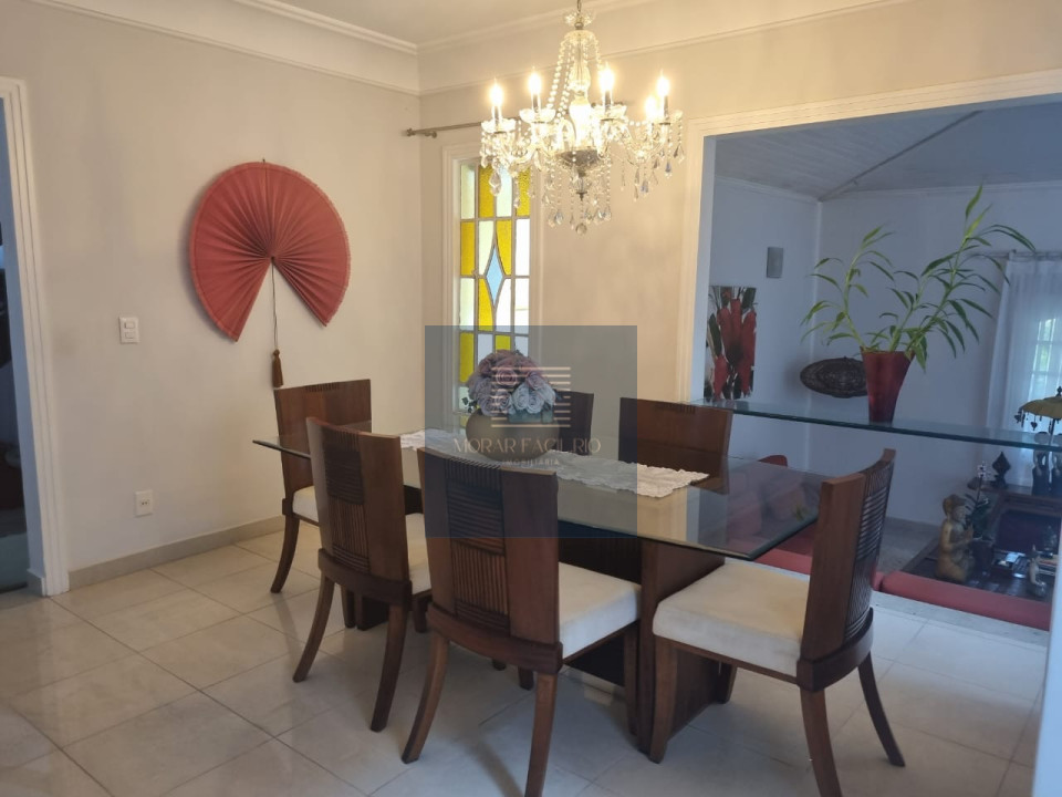 Imagens do imóveis Casa no Condomínio Vale Real 4 Quartos sendo 1 Suíte Master