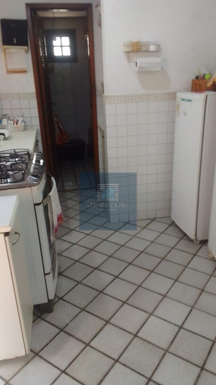 Imagens do imóveis Casa com 4 Suítes com Closets