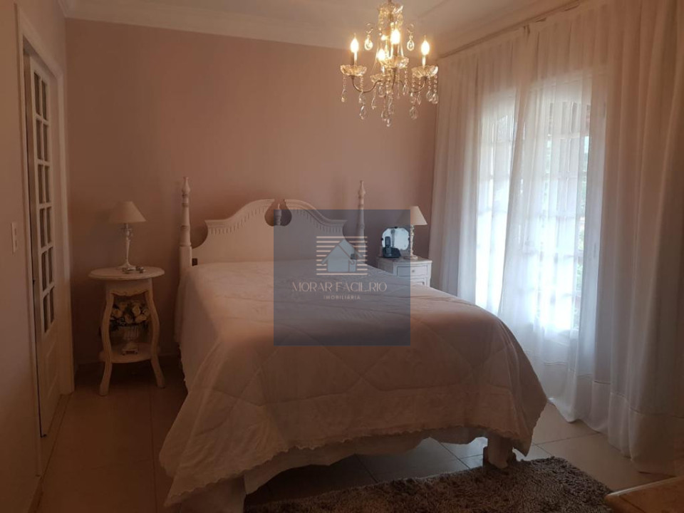 Imagens do imóveis Casa no Condomínio Vale Real 4 Quartos sendo 1 Suíte Master