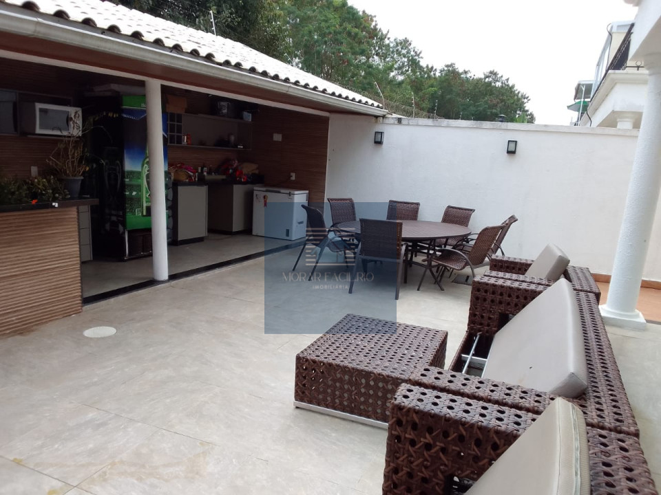 Imagens do imóveis Casa em Condomínio com 3 Quartos sendo 2 Suítes