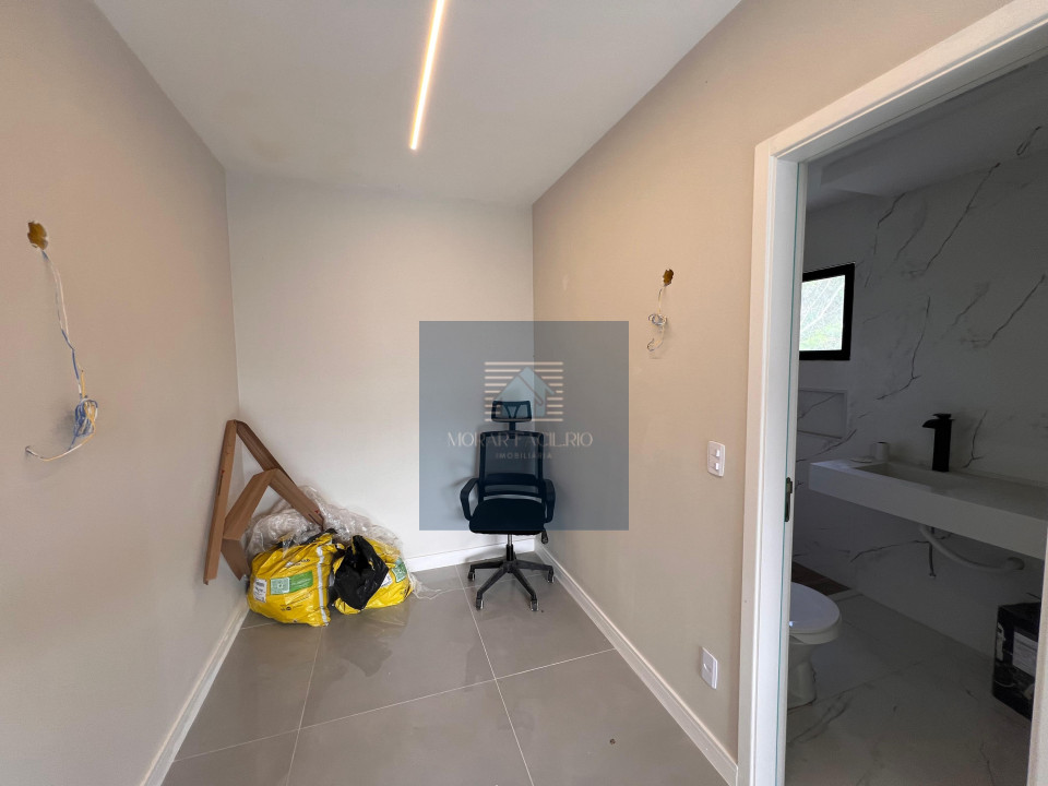 Imagens do imóveis Casa com 4 Suítes, Piscina com Iluminação e Prainha, Garagem com tomada para veículo elétrico