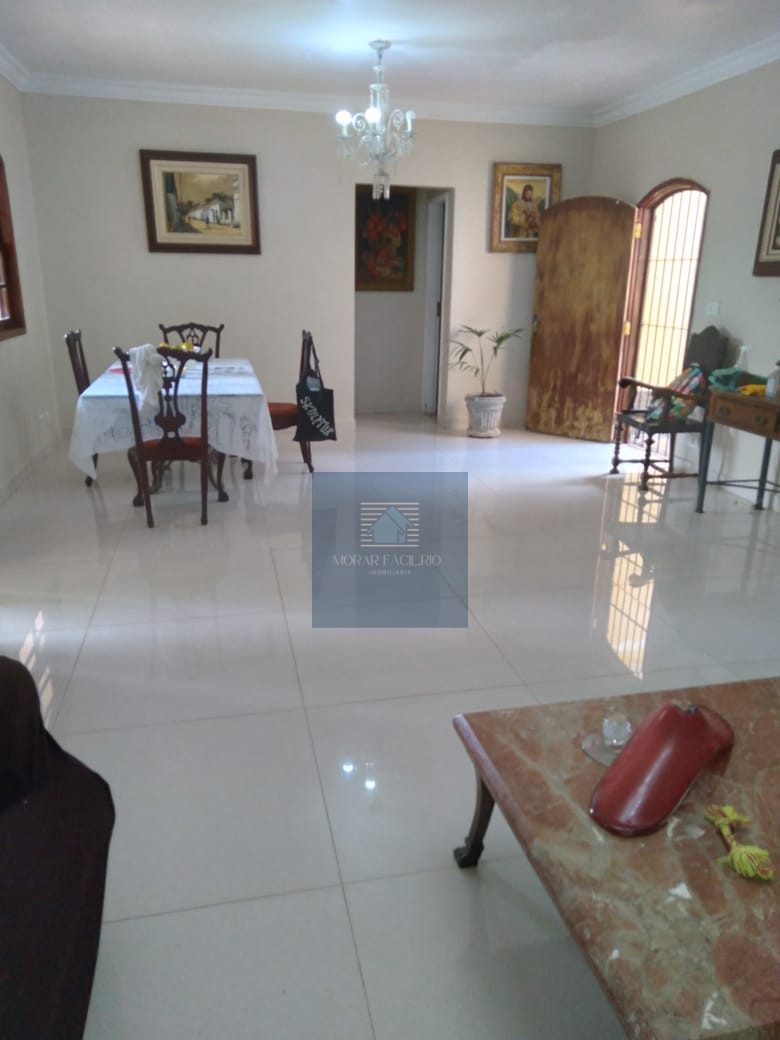 Imagens do imóveis Casa no Condomínio Eldorado com 5 Quartos