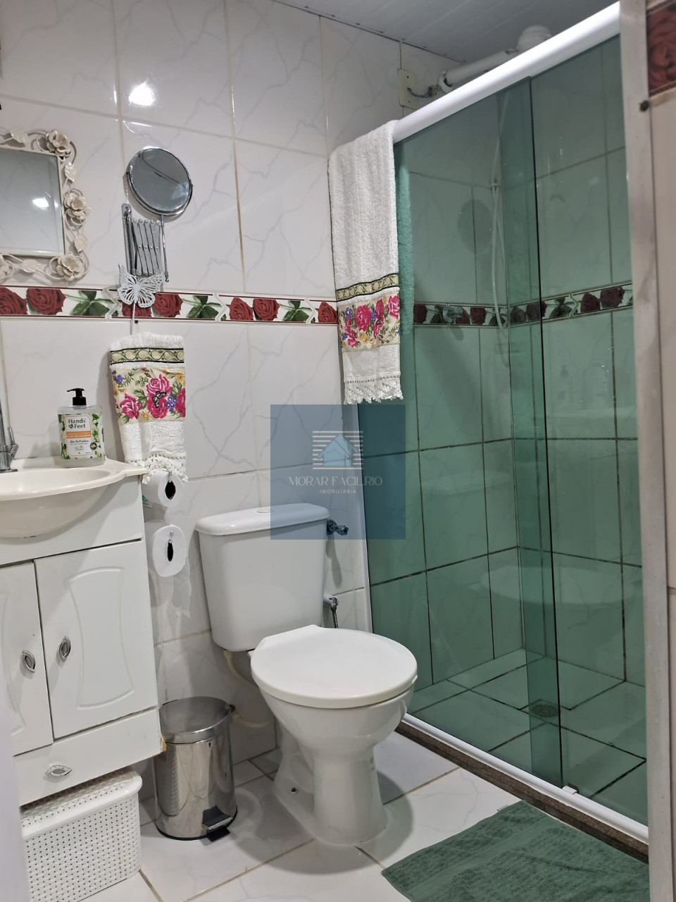 Imagens do imóveis Casa com 2 Quartos, Sala, Cozinha, Banheiro, Garagem e Terraço