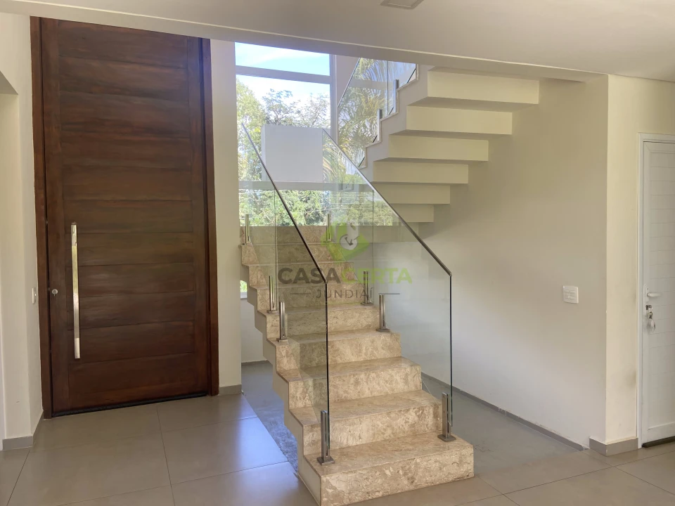 CASA EM CONDOMINIO EM JUNDIAÍ, COM 4 SUÍTES!