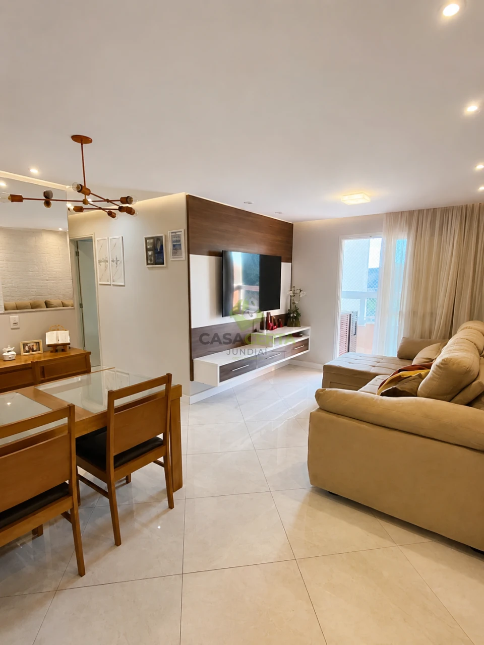 APARTAMENTO AMPLO EM JUNDIAÍ | 77m², VARANDA GOURMET E 2 VAGAS!