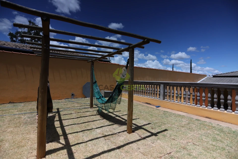 Venda de Chácara em Jarinu – Ideal para Lazer ou Moradia com 4 Quartos sendo 3 Suítes