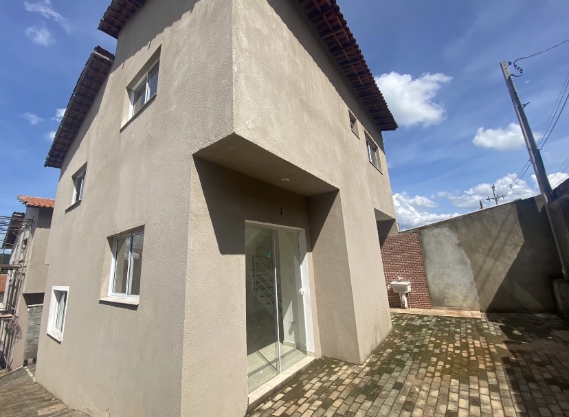 Imagens do imóveis CASA SOBRADO EM CONDOMÍNIO FECHADO EM JARINU - ACEITA FINANCIAMENTO