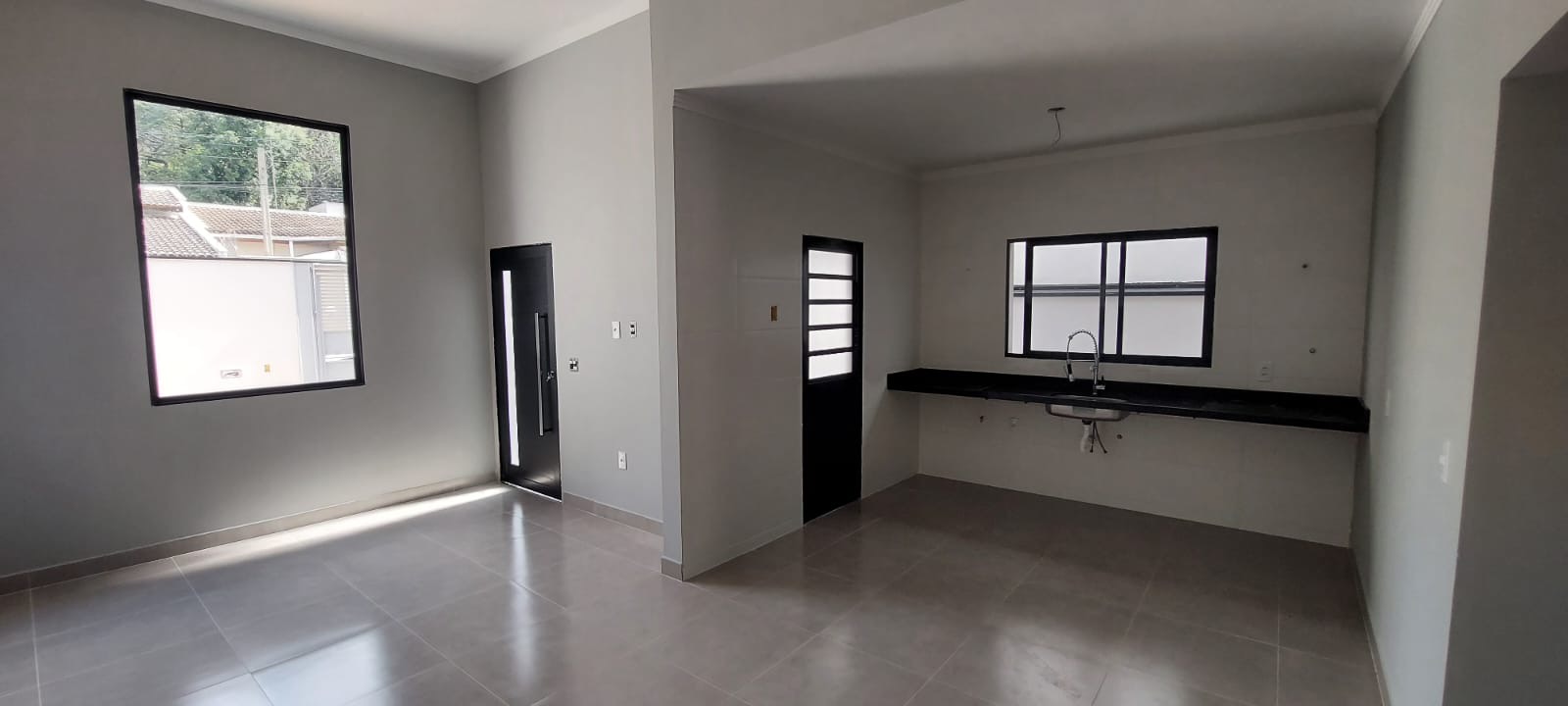 Imagens do imóveis Casa Nova à Venda em Jundiaí – 3 Dormitórios (1 Suíte) com Fácil Acesso à Anhanguera