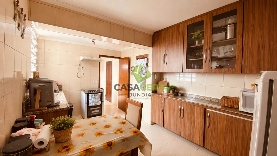 APARTAMENTO COM CARA DE CASA À VENDA NO CENTRO DE JUNDIAÍ | 160m² | 3 DORMITÓRIOS