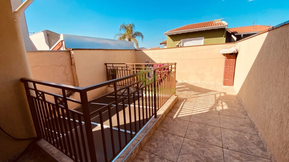 Imagens do imóveis CASA NO JARDIM ITÁLIA – VÁRZEA PAULISTA | 2 DORMITÓRIOS + VARANDA + ESPAÇO GOURMET