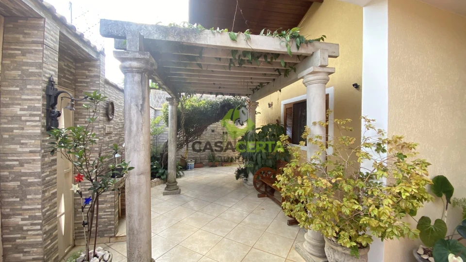Casa à venda em Jundiaí – Jardim Danúbio - 3 Dormitórios - Próximo ao Maxi Shopping