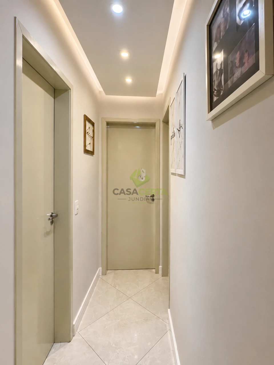 APARTAMENTO AMPLO EM JUNDIAÍ | 77m², VARANDA GOURMET E 2 VAGAS!
