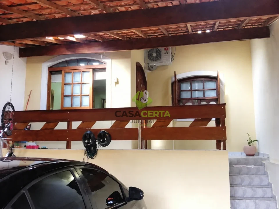 Casa à Venda no Jardim Esplanada – Jundiaí/SP | 2 Dormitórios | Quintal com Churrasqueira