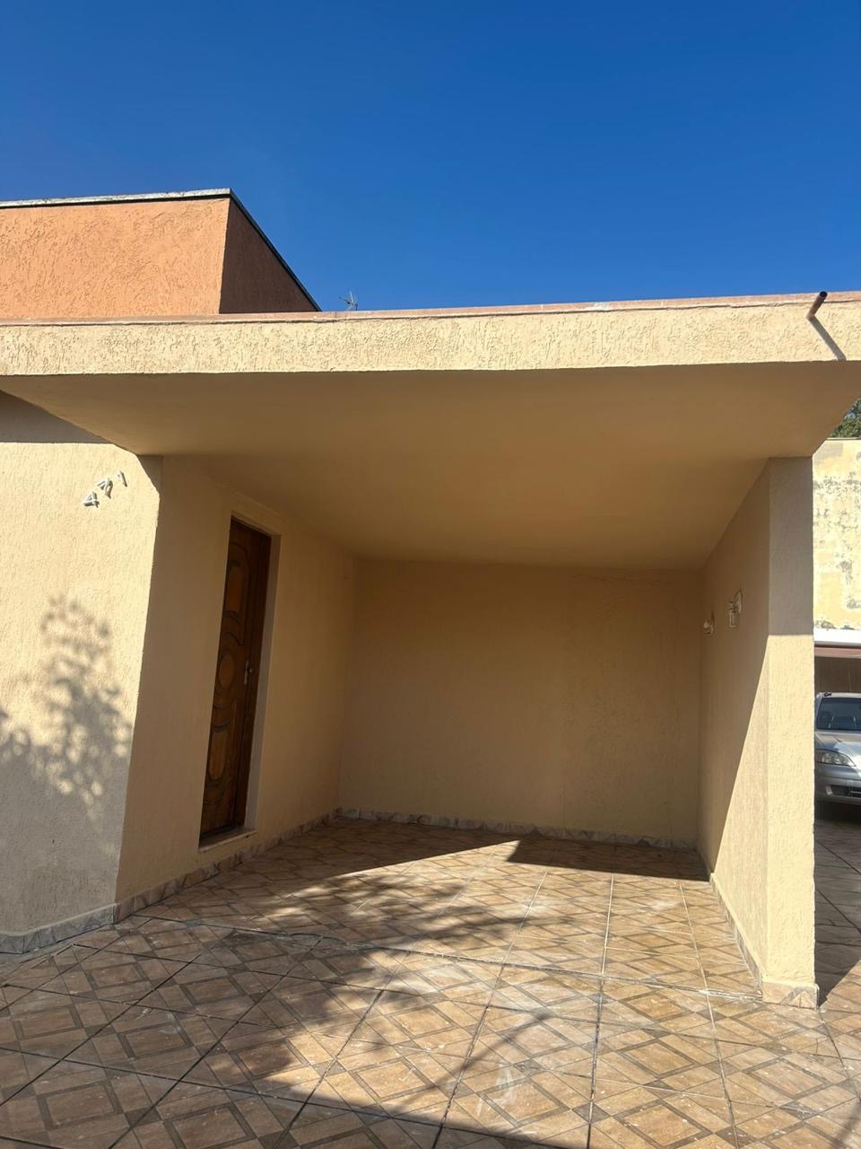Imagens do imóveis CASA TÉRREA DE ESQUINA À VENDA EM VÁRZEA PAULISTA | 3 DORMITÓRIOS | QUINTAL AMPLO | ACEITA FINANCIAMENTO