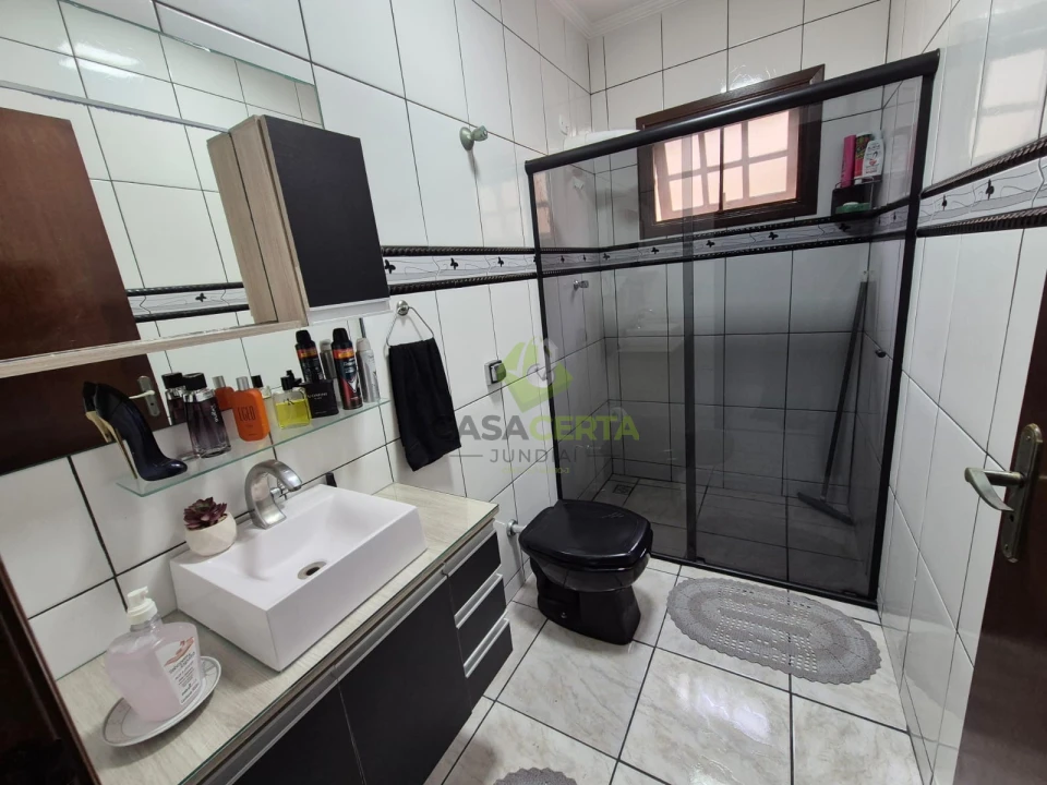 Casa Térrea de Condomínio pertinho do Shopping - Campo Limpo Paulista - SP