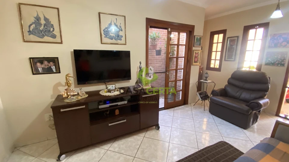 Casa à venda em Jundiaí – Jardim Danúbio - 3 Dormitórios - Próximo ao Maxi Shopping