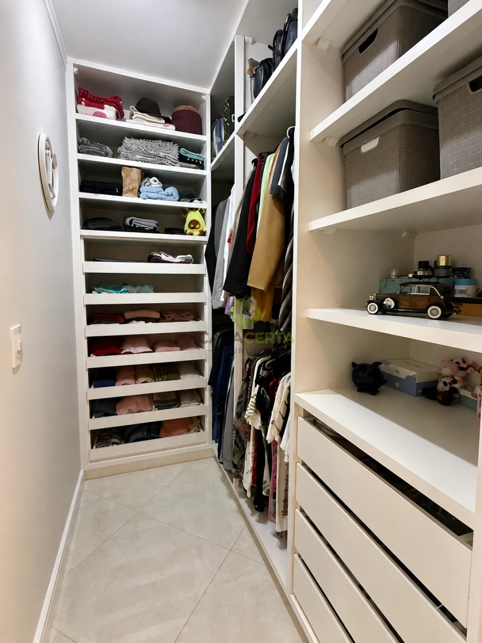 APARTAMENTO AMPLO EM JUNDIAÍ | 77m², VARANDA GOURMET E 2 VAGAS!