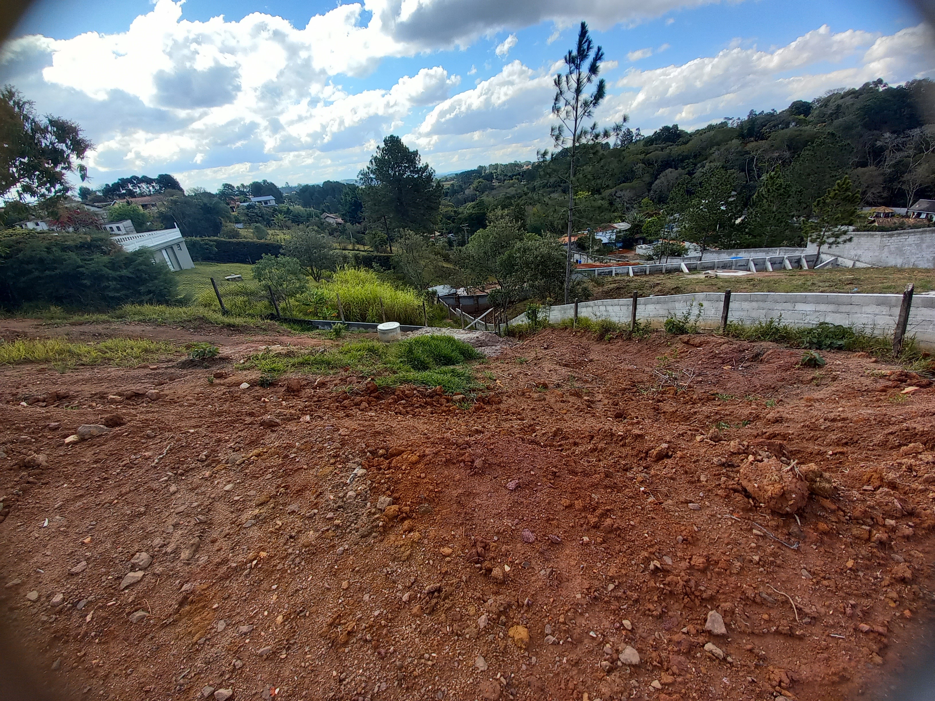 Imagens do imóveis TERRENO/LOTES próximo ao Maracanã - 300m² JARINU-SP