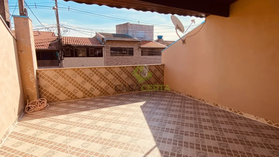Imagens do imóveis CASA NO JARDIM ITÁLIA – VÁRZEA PAULISTA | 2 DORMITÓRIOS + VARANDA + ESPAÇO GOURMET