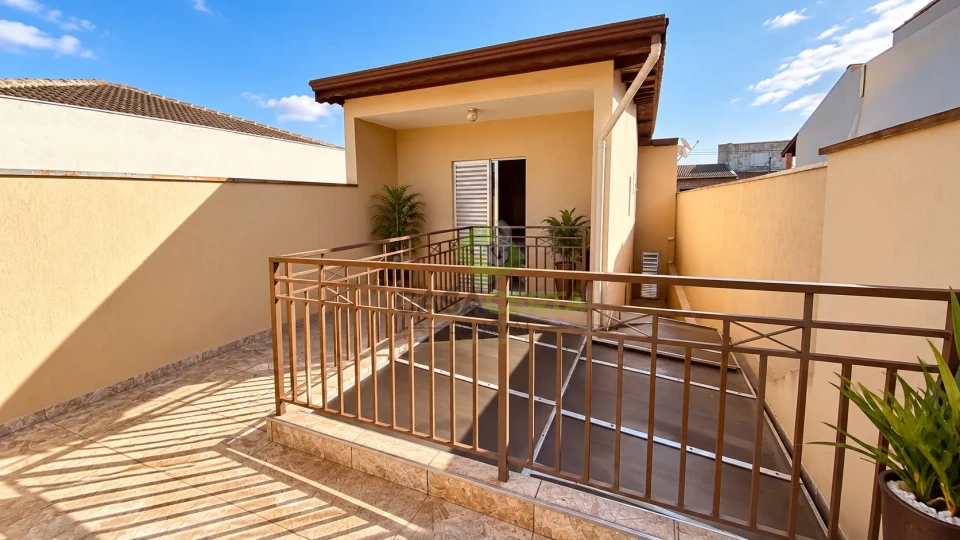 Imagens do imóveis CASA NO JARDIM ITÁLIA – VÁRZEA PAULISTA | 2 DORMITÓRIOS + VARANDA + ESPAÇO GOURMET