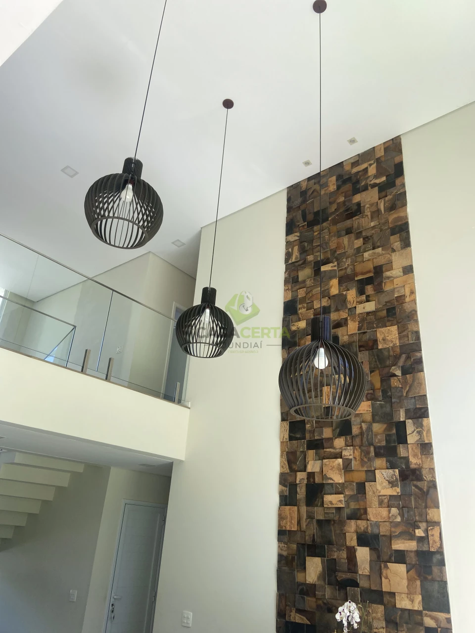 CASA EM CONDOMINIO EM JUNDIAÍ, COM 4 SUÍTES!