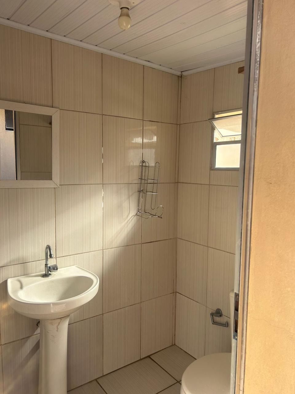 Imagens do imóveis CASA TÉRREA DE ESQUINA À VENDA EM VÁRZEA PAULISTA | 3 DORMITÓRIOS | QUINTAL AMPLO | ACEITA FINANCIAMENTO