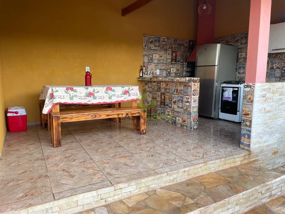 Casa a venda com Piscina - em Jarinu - Vila Ypê!