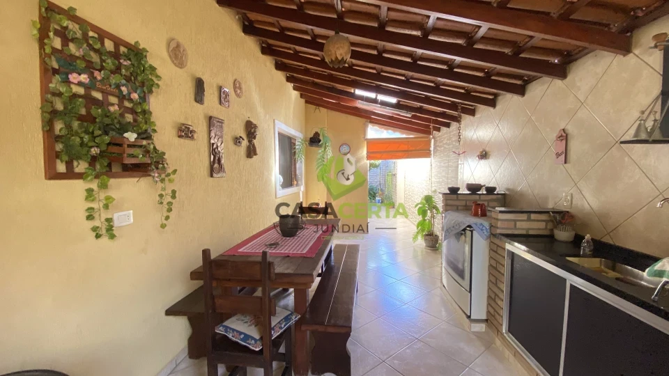Casa à venda em Jundiaí – Jardim Danúbio - 3 Dormitórios - Próximo ao Maxi Shopping