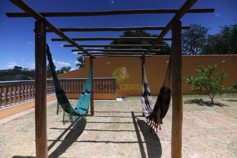 Venda de Chácara em Jarinu – Ideal para Lazer ou Moradia com 4 Quartos sendo 3 Suítes