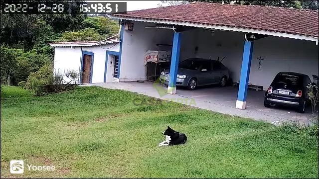 Chácara à Venda em Jundiaí – Região de Ivoturucaia com 4 Dormitórios sendo 2 Suítes
