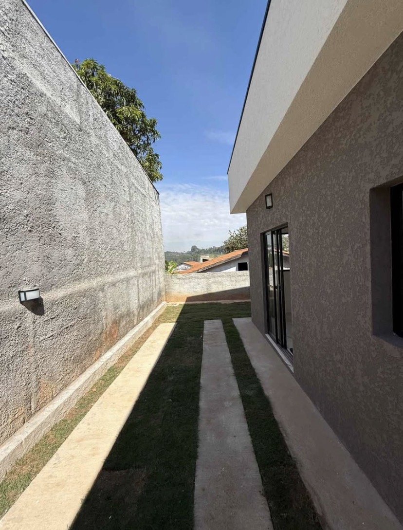Imagens do imóveis CONDOMINIO DE CASAS EM JARINU - 4 CASAS DE 3 DORMITÓRIOS