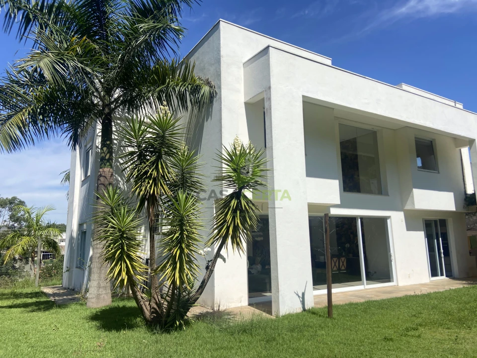 CASA EM CONDOMINIO EM JUNDIAÍ, COM 4 SUÍTES!