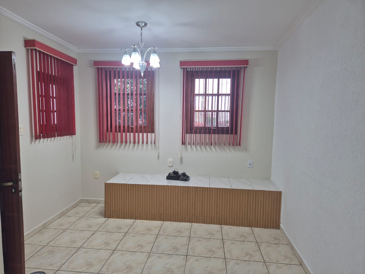 Imagens do imóveis Casa à venda em Jundiaí, no Bairro Esplanada – excelente localização, próxima à Havan