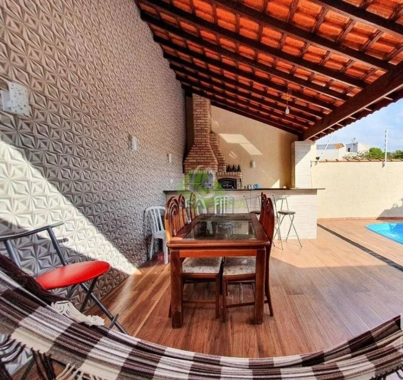 CASA NO JARDIM PAULISTA COM PISCINA - ACEITA FINANCIAMENTO!