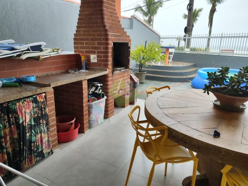 Imagens do imóveis CASA EM FRENTE AO MAR EM SOLEMAR NA PRAIA GRANDE
