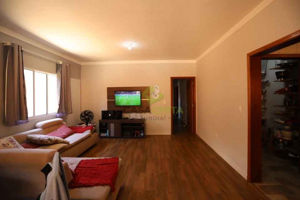 Venda de Chácara em Jarinu – Ideal para Lazer ou Moradia com 4 Quartos sendo 3 Suítes